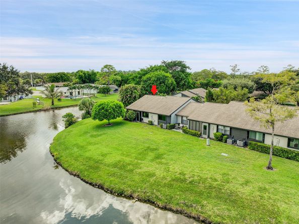 468 Long Bow Ct 468, Royal Palm Beach FL 33411