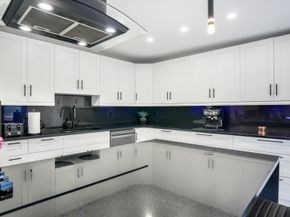 2051 NW 93rd Ln, Sunrise FL 33322