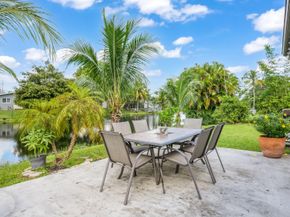 2051 NW 93rd Ln, Sunrise FL 33322