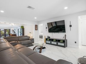 2051 NW 93rd Ln, Sunrise FL 33322