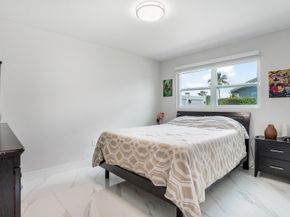 2051 NW 93rd Ln, Sunrise FL 33322