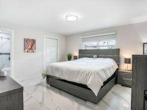 2051 NW 93rd Ln, Sunrise FL 33322