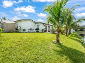 2051 NW 93rd Ln, Sunrise FL 33322