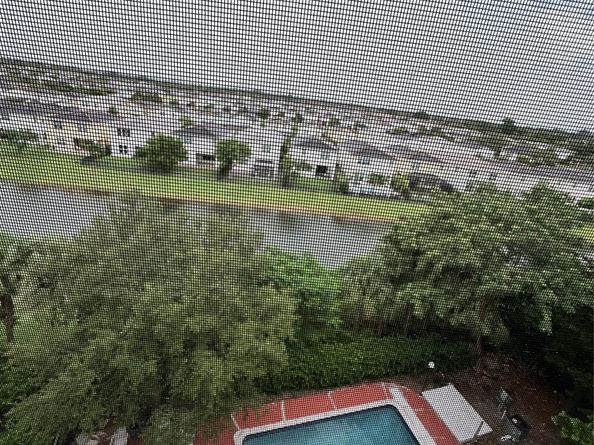 1101 Crystal Lake Dr 608, Deerfield Beach FL 33064