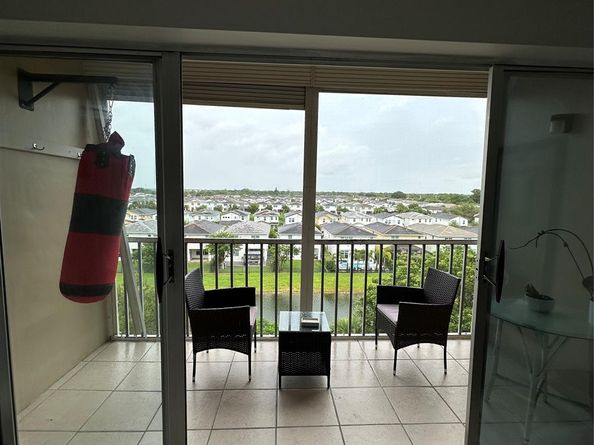 1101 Crystal Lake Dr 608, Deerfield Beach FL 33064