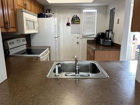 1101 Crystal Lake Dr 608, Deerfield Beach FL 33064