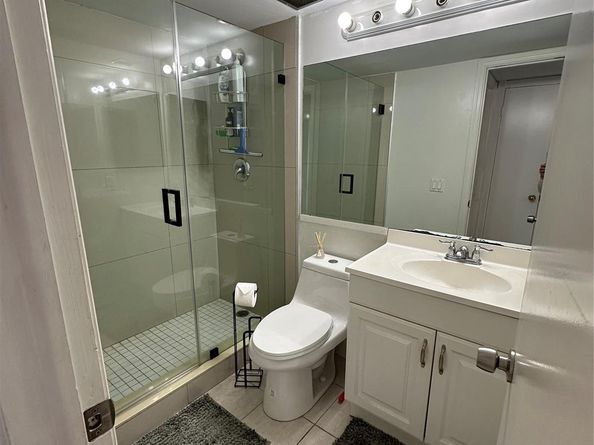 1101 Crystal Lake Dr 608, Deerfield Beach FL 33064