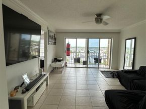 1101 Crystal Lake Dr 608, Deerfield Beach FL 33064