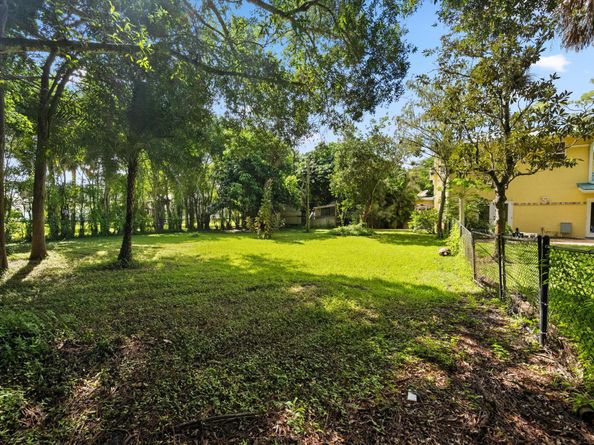 92 Squire Drive, Wellington FL 33414
