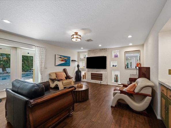 92 Squire Drive, Wellington FL 33414