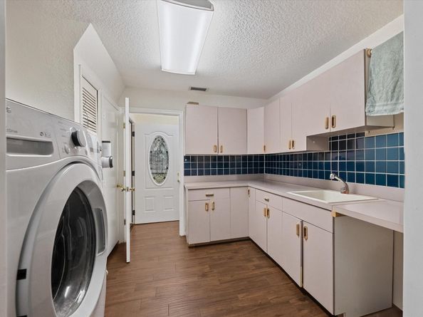 92 Squire Drive, Wellington FL 33414