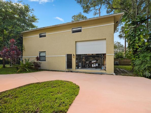 92 Squire Drive, Wellington FL 33414
