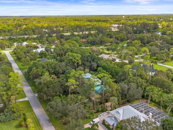 92 Squire Drive, Wellington FL 33414