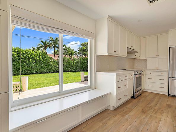 2445 SE 7th st, Pompano Beach FL 33062