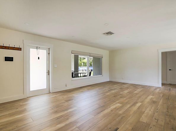 2445 SE 7th st, Pompano Beach FL 33062