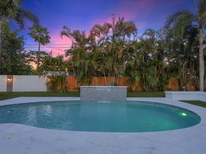 391 W Riverside Drive, Tequesta FL 33469