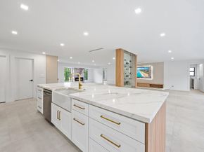 391 W Riverside Drive, Tequesta FL 33469