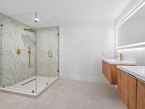 391 W Riverside Drive, Tequesta FL 33469