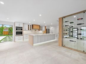 391 W Riverside Drive, Tequesta FL 33469