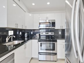 1000 West Avenue 502, Miami Beach FL 33139
