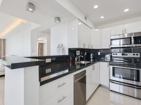 1000 West Avenue 502, Miami Beach FL 33139