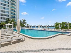 1000 West Avenue 502, Miami Beach FL 33139