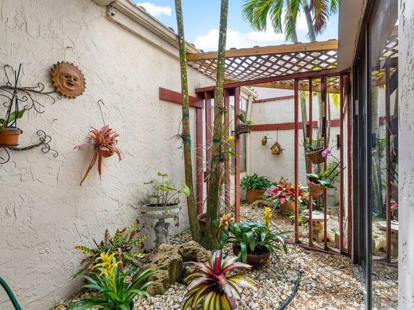 11094 Applegate Lane, Boynton Beach FL 33437