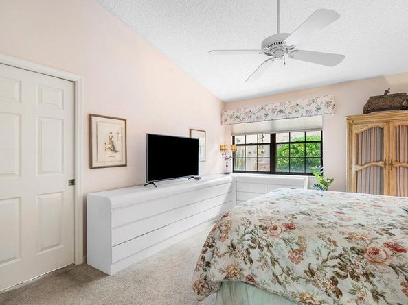 11094 Applegate Lane, Boynton Beach FL 33437