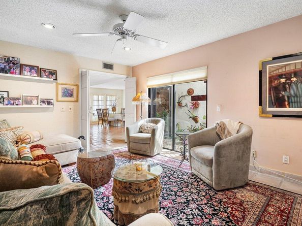 11094 Applegate Lane, Boynton Beach FL 33437