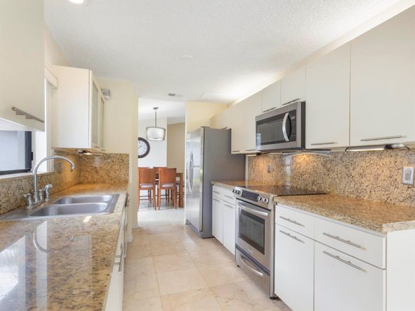 21392 Bridge View Drive, Boca Raton FL 33428