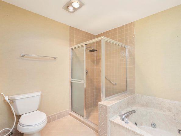21392 Bridge View Drive, Boca Raton FL 33428