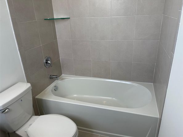 20651 NE 7 Pl, Miami FL 33179