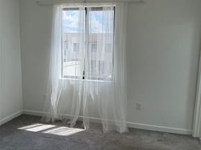 20651 NE 7 Pl, Miami FL 33179