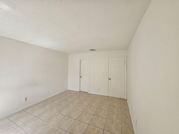 2059 NW 56th Ave 29B, Fort Lauderdale FL 33313