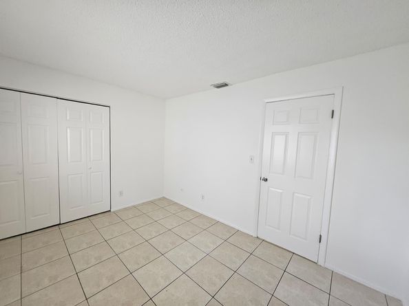 2059 NW 56th Ave 29B, Fort Lauderdale FL 33313