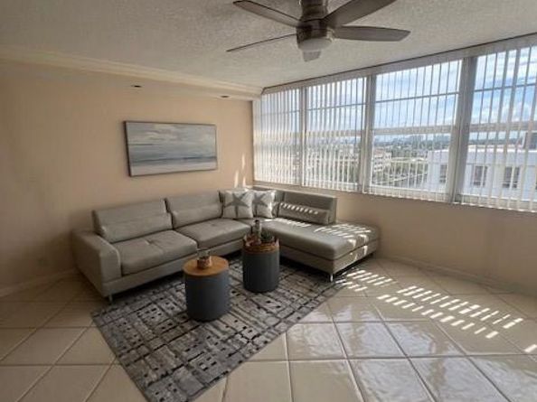 1160 N Federal Hwy 1118, Fort Lauderdale FL 33304