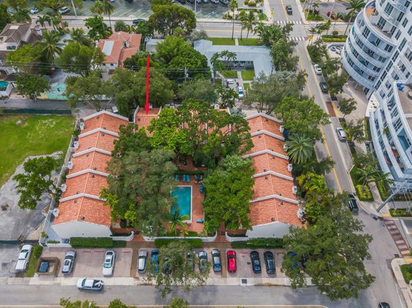 810 SE 2nd Street F, Fort Lauderdale FL 33301