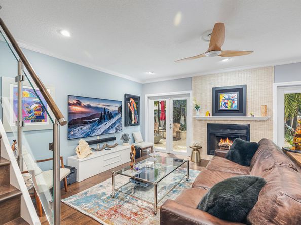 810 SE 2nd Street F, Fort Lauderdale FL 33301