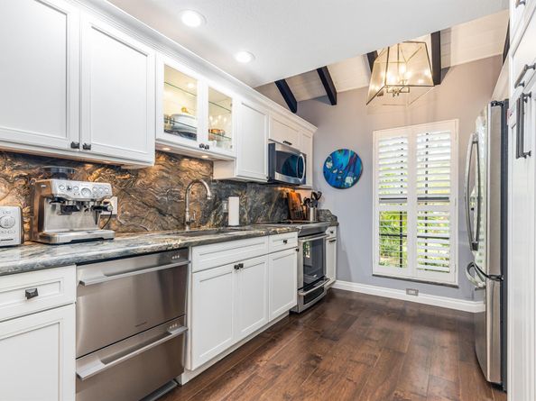 810 SE 2nd Street F, Fort Lauderdale FL 33301