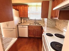 705 Lori Drive 204, Palm Springs FL 33461