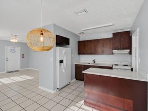 109 SE 11th Avenue 13, Pompano Beach FL 33060