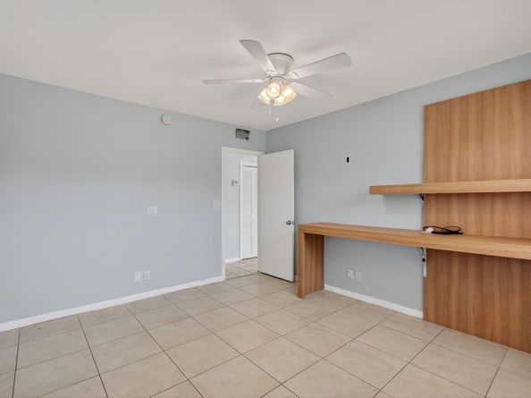 109 SE 11th Avenue 13, Pompano Beach FL 33060
