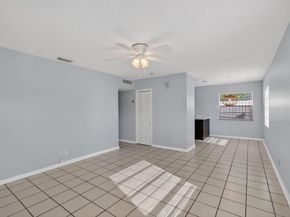 109 SE 11th Avenue 13, Pompano Beach FL 33060