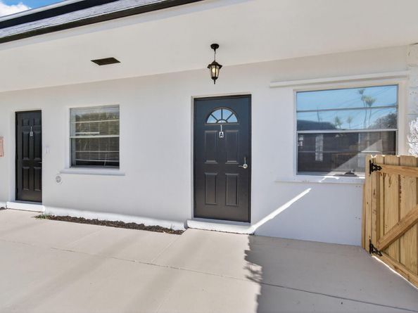109 SE 11th Avenue 13, Pompano Beach FL 33060