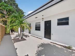 109 SE 11th Avenue 13, Pompano Beach FL 33060