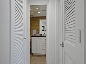 3333 NE 34th St 1006, Fort Lauderdale FL 33308