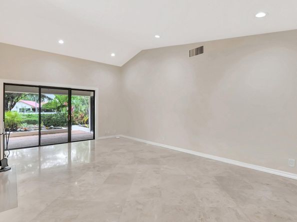 6740 Lago Vista Terrace, Boca Raton FL 33433