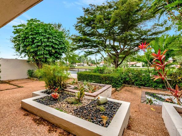 6740 Lago Vista Terrace, Boca Raton FL 33433
