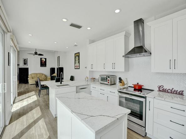 3885 Candlewood Boulevard, Boca Raton FL 33487