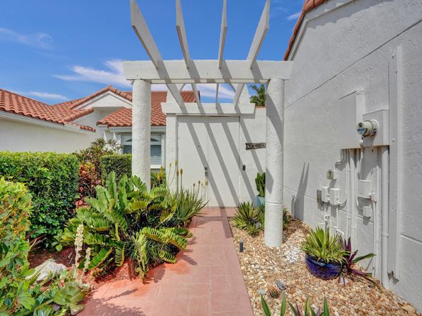 3885 Candlewood Boulevard, Boca Raton FL 33487